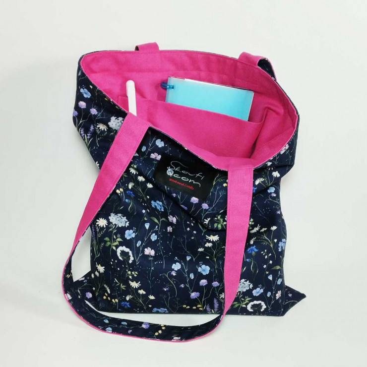Υφασμάτινη Tote Bag 100% Βαμβακερή (OEKO-TEX) | Λουλουδάκια Μπλε | Επένδυση: Φούξια| Διαστάσεις: 33x38 cm | Με Επιλογές χρωμάτων