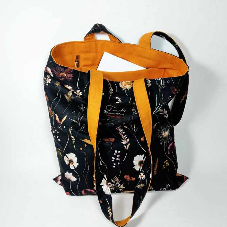Υφασμάτινη Tote Bag 100% Βαμβακερή (OEKO-TEX) | Μα΄ύρο Λουλούδια | Επένδυση: Ώχρα | Διαστάσεις: 33x38 cm