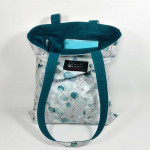 Υφασμάτινη Tote Bag 100% Βαμβακερή (OEKO-TEX) | Σχέδιο: Φύλλα Ευκάλυπτου σε Ζαχαρί | Επένδυση: Πετρόλ Σκούρο | Διαστάσεις: 33x38 cm