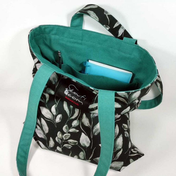 Υφασμάτινη Tote Bag 100% Βαμβακερή (OEKO-TEX) | Σχέδιο: Ασημοπράσινα Φύλλα σε Ανθρακί | Επένδυση: Σμαραγδί | Διαστάσεις: 33x38 cm