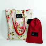 Υφασμάτινη Tote Bag 100% Βαμβακερή (OEKO-TEX) | Σχέδιο: Άγρια Τριαντάφυλλα | Επένδυση: Κόκκινο | Διαστάσεις: 33x38 cm