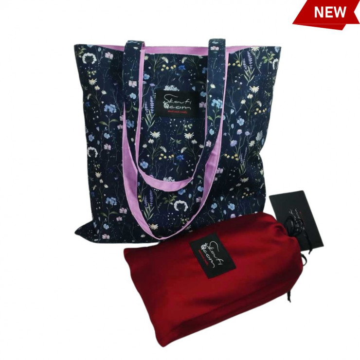 Χειροποίητη Tote Bag “Λουλουδάκια Μπλε” – Βαμβακερή (OEKO-TEX) – Λιλά Επένδυση – 38x38 cm
